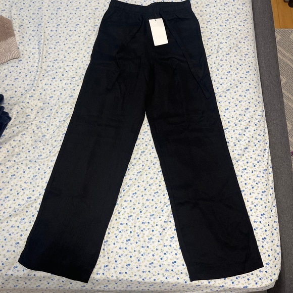 Zara Pants - Zara black trousers. NEVER WORN BEFORE!!! brand new